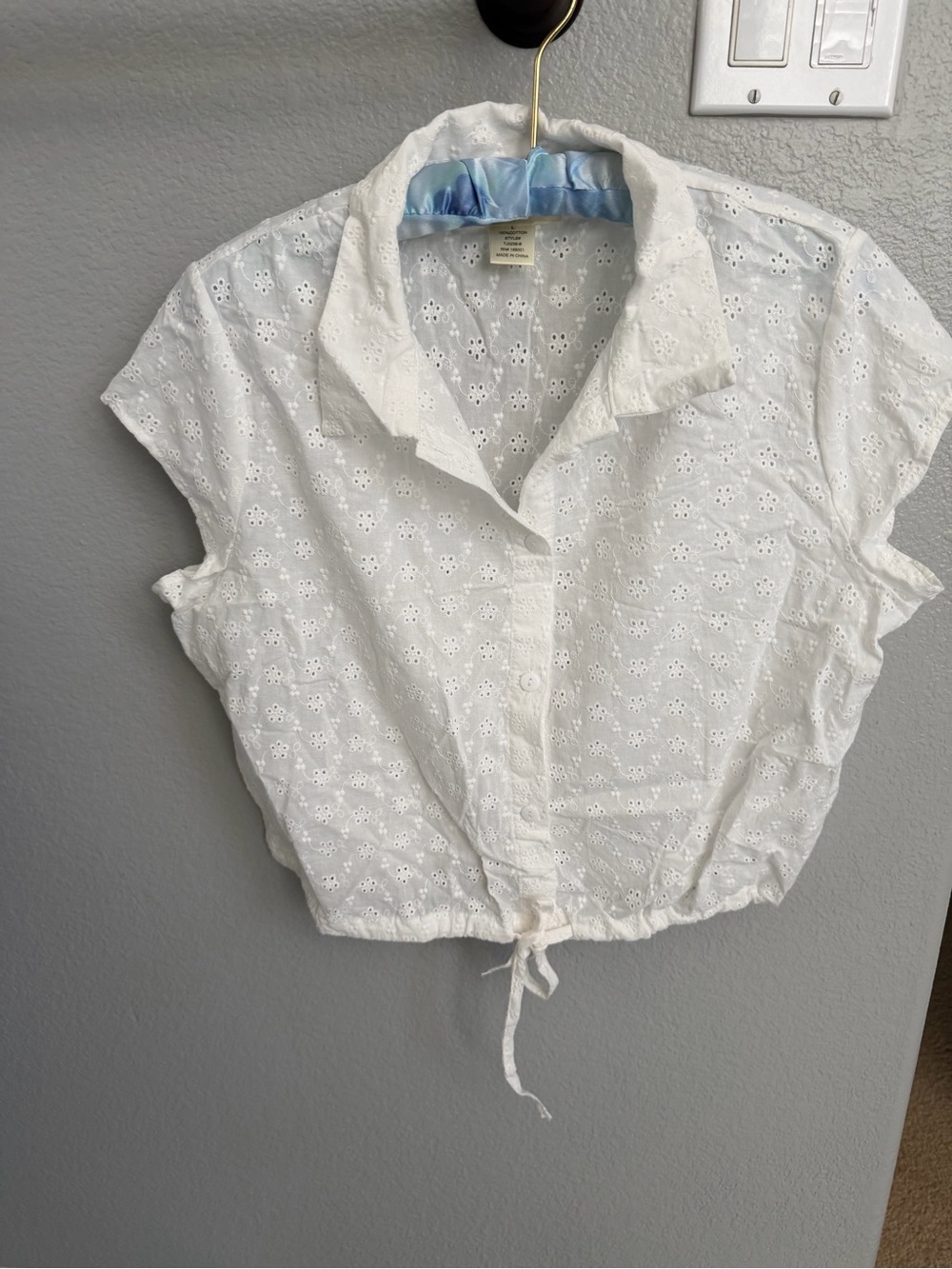 Woven Eyelet Button-Down Crop Shirt - White